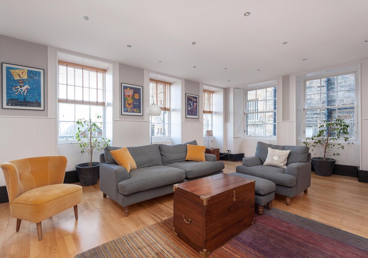 Parliament Sq Apartment Единбург Екстериор снимка